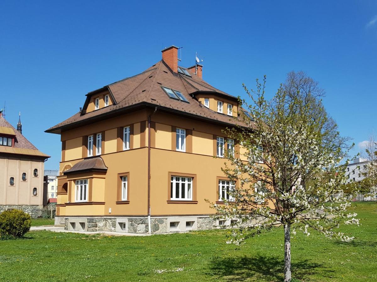Kavarna A Penzion Reichl Králíky エクステリア 写真
